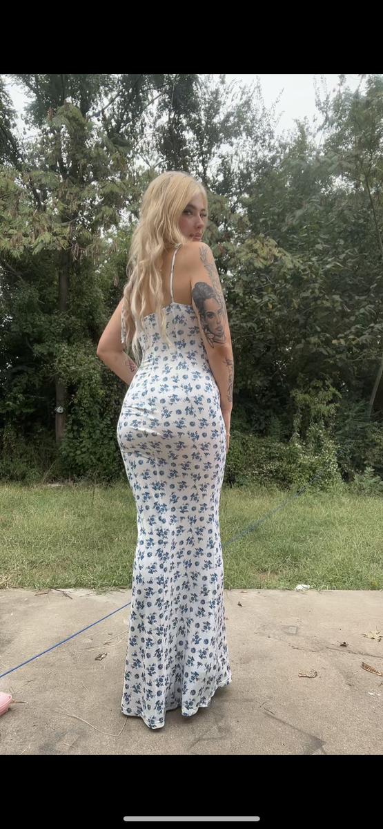 Customer photo 1